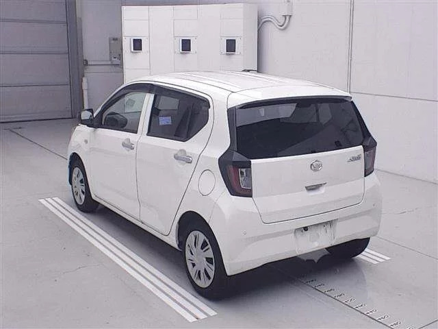 Daihatsu Mira e:S LA350S 2021